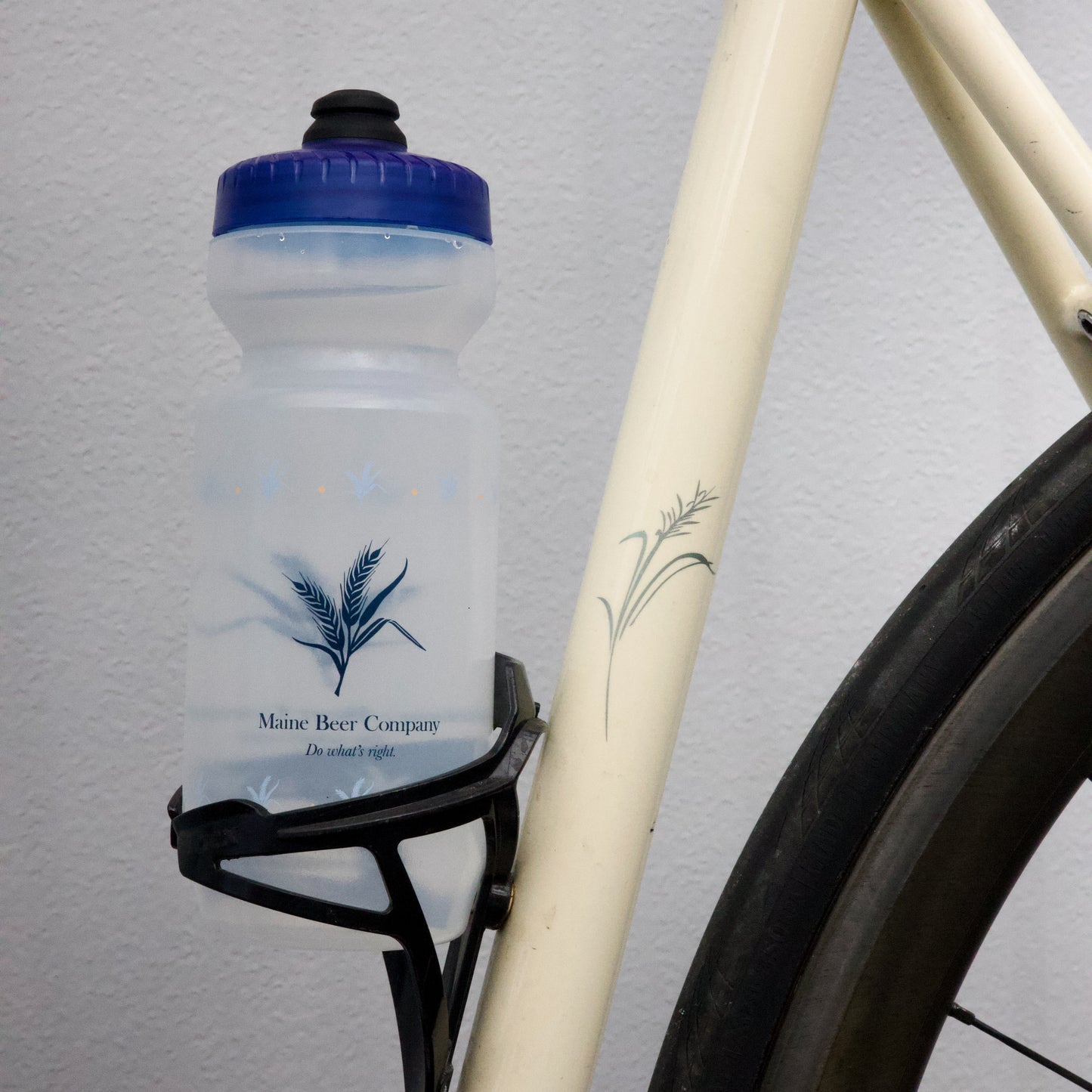 Specialized 22oz - cycling water bottle